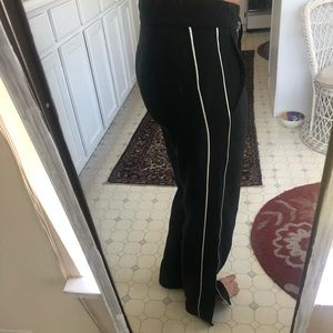 Wide leg trousers